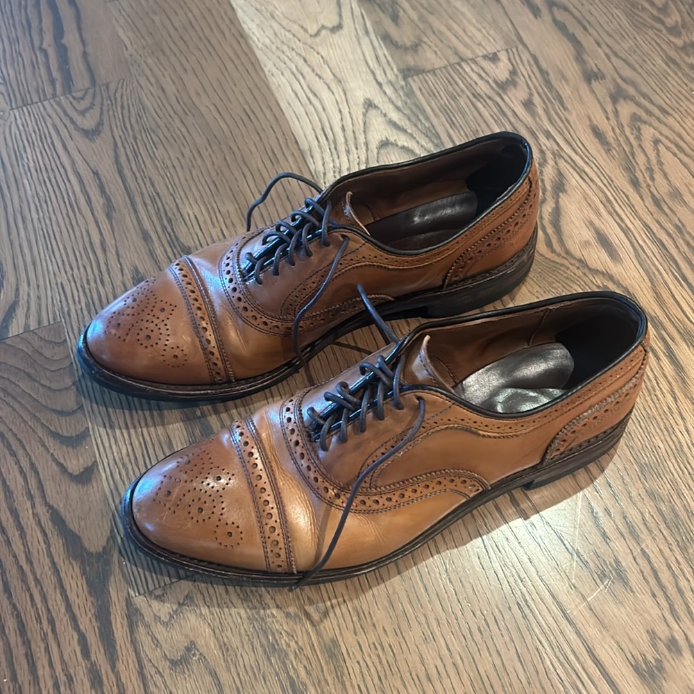 Allen Edmonds dress shoes Oxford dainite sole. Men’s size 10 D.